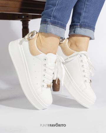 Tennis Blancas con detalles en Beige