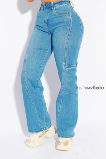Pantalon para dama MOSTWANTED con bolsas a los lados