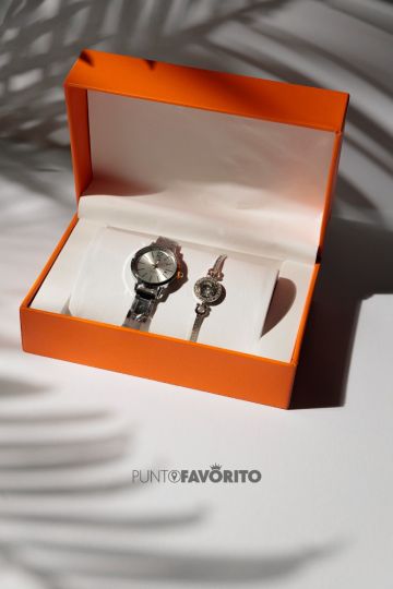 RELOJ , PULSERA QUARTZ PLATEADO