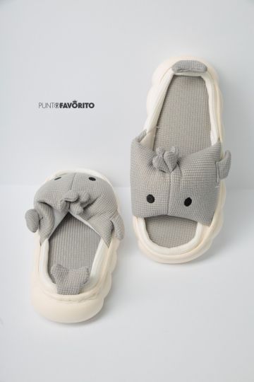 PANTUFLA GG
