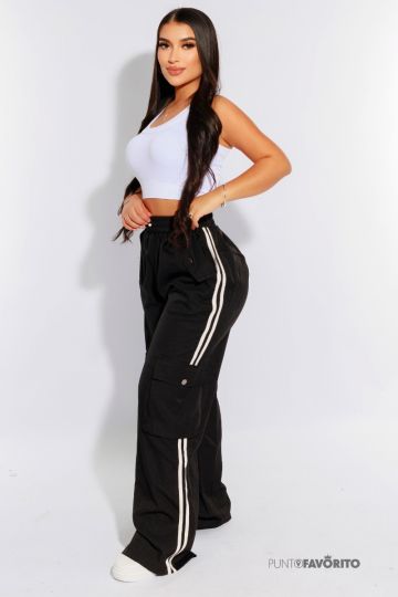 Pantalón para dama estilo cargo con rayas 