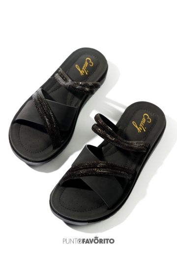 FULL BLACK EMILI