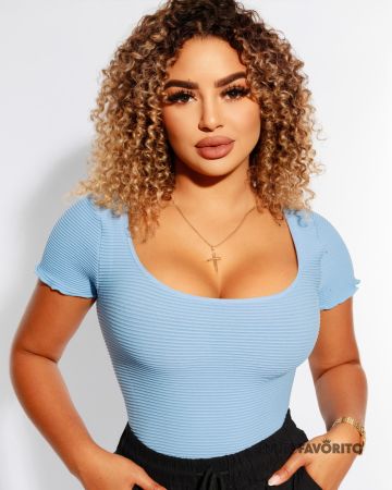 Blusa celeste rayada