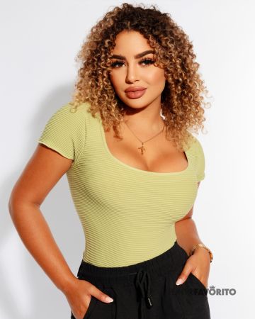 Blusa verde rayada
